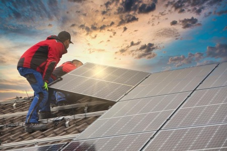 Les étapes essentielles pour réussir l'installation de vos panneaux photovoltaïques